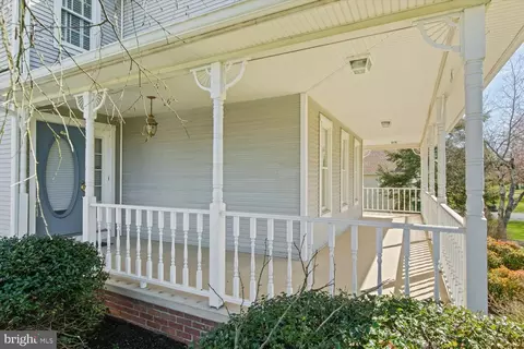 Exterior - 2755 Pendleton Dr, Lititz, PA 17543 photo 4 of 6