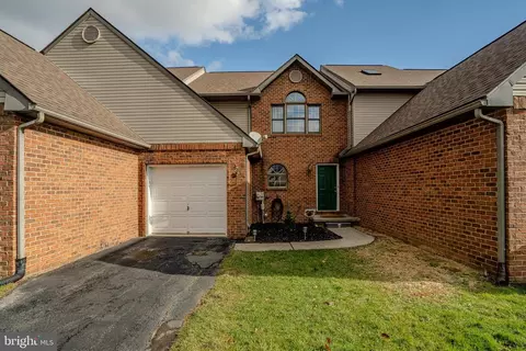 69 Rockford Rd, Mountville, PA 17554