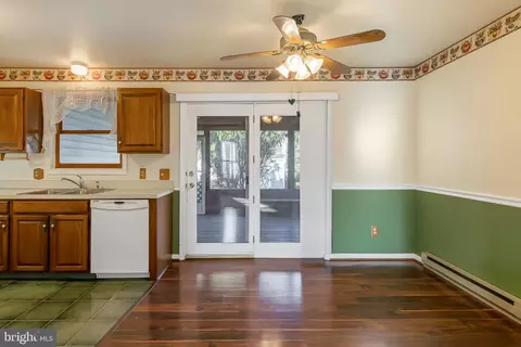 374 Cardinal Rd, Lititz, PA 17543 photo 6