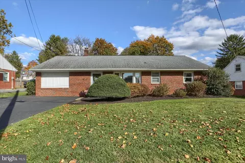 432 N Prince St, Millersville, PA 17551