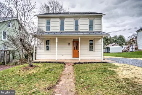960 Maple St, Lititz, PA 17543