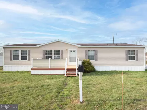 67 Autumn St, Landisville, PA 17538