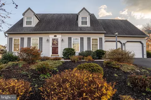 3614 Falcon Ct, Mountville, PA 17554