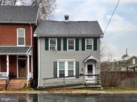 105 S River St, Maytown, PA 17550