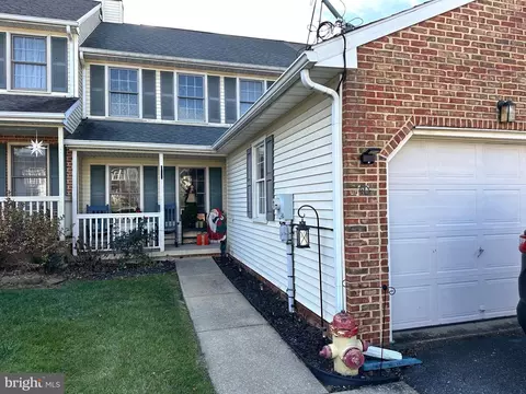40 Greythorne Rd, Lancaster, PA 17603