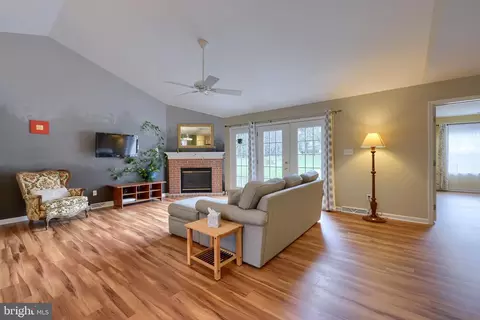 620 Wallingford Rd, Lititz, PA 17543 photo 5