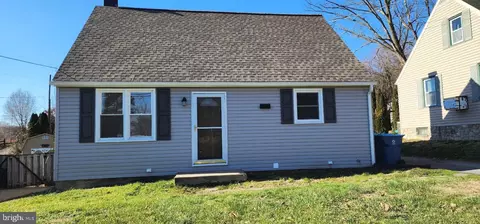712 S 15th St, Columbia, PA 17512