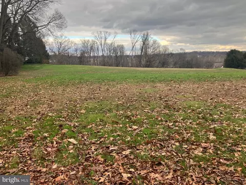 lot Apt 7 Mount Hope School Rd, Willow Street, PA 17584