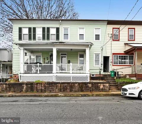 141 Grant St, Ephrata, PA 17522
