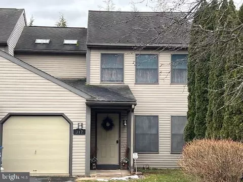 317 W Main St, Adamstown, PA 19501