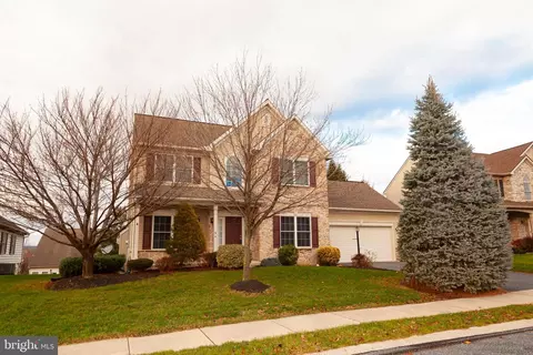 54 Valerie Ave, Ephrata, PA 17522