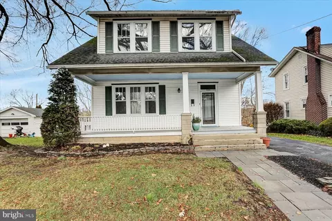 225 E Bainbridge St, Elizabethtown, PA 17022