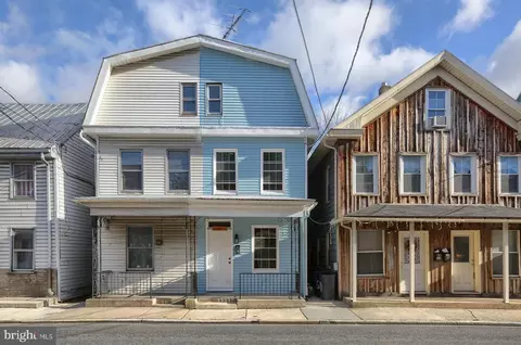 65 N Main St, Manheim, PA 17545