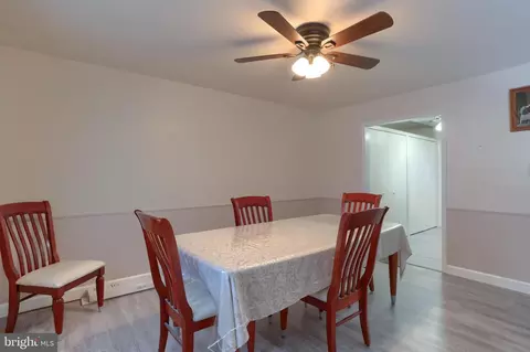 229 Conway Dr, Lititz, PA 17543 photo 5