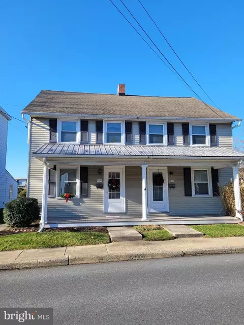6150 Lemon St, East Petersburg, PA 17520