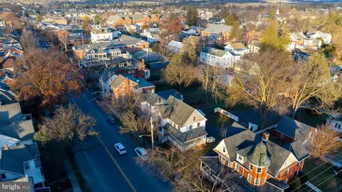 149 S Broad St, Lititz, PA 17543 photo 7
