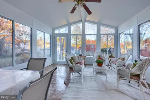 149 S Broad St, Lititz, PA 17543 photo 5