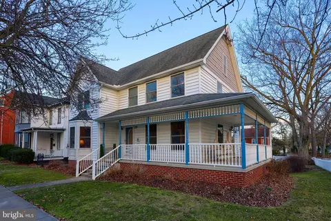 149 S Broad St, Lititz, PA 17543 photo 33