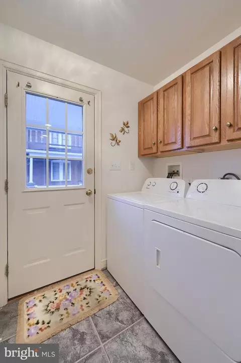 149 S Broad St, Lititz, PA 17543 photo 20