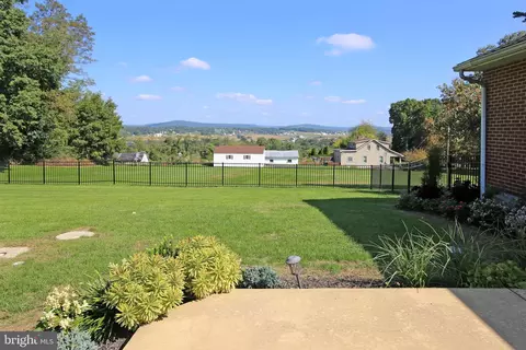 216 Snavely Mill Rd, Lititz, PA 17543 photo 10