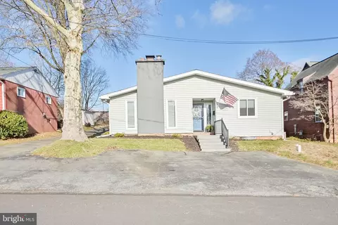 1915 Ursinus Ave, Lancaster, PA 17603
