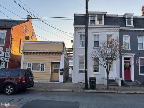 248 N 250 N 3rd St, Columbia, PA 17512