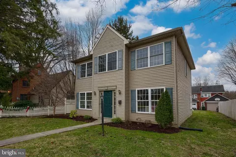 16 Princess Ave, Lancaster, PA 17601