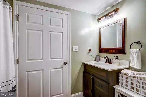 114 End Ave, Akron, PA 17501 photo 39