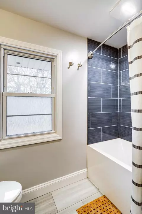 114 End Ave, Akron, PA 17501 photo 35