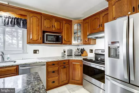 114 End Ave, Akron, PA 17501 photo 18