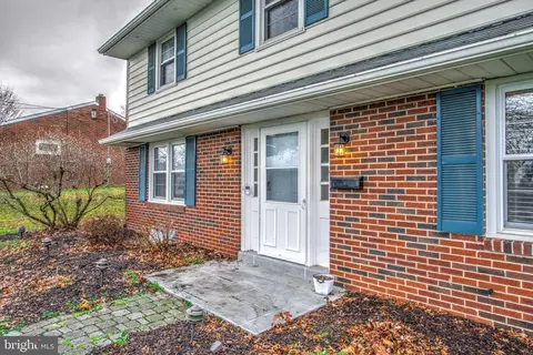 114 End Ave, Akron, PA 17501 photo 5