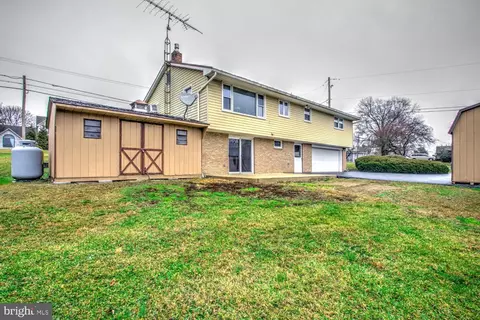 1 Appaloosa Dr, Lititz, PA 17543 photo 8