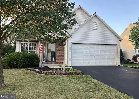 365 Martin Ave, Mount Joy, PA 17552