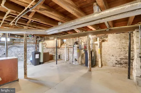 26 W Orange St, Lititz, PA 17543 photo 30