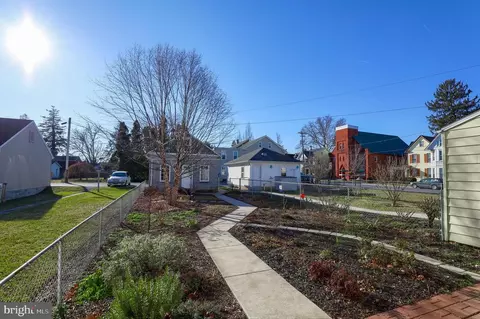 26 W Orange St, Lititz, PA 17543 photo 36