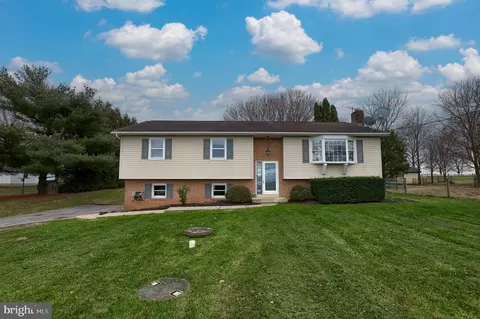 5554 Buena Vista Rd, Gap, PA 17527