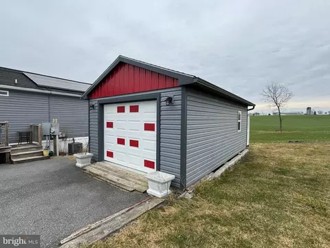 200 W Burkholder Dr #TRLR 25, Lititz, PA 17543 photo 6