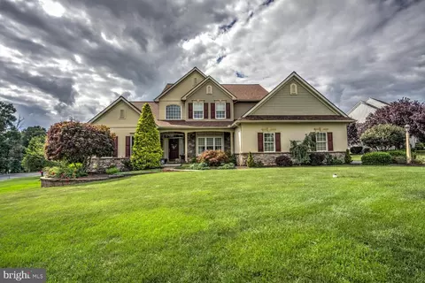 103 Royal Horse Way, Reinholds, PA 17569