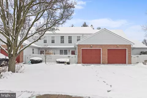 103 Spring Ridge Ct, Lancaster, PA 17601
