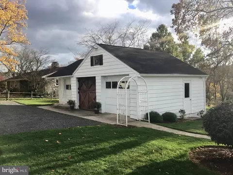 14 Middle Creek Rd, Lititz, PA 17543 photo 6