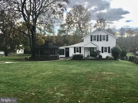 14 Middle Creek Rd, Lititz, PA 17543 photo 4