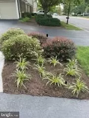 Exterior - 628 Northfield Rd, Lititz, PA 17543 photo 4 of 13