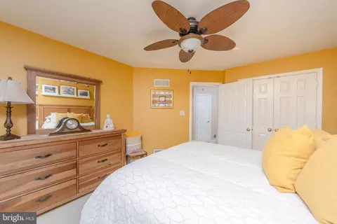 Bedroom - 628 Northfield Rd, Lititz, PA 17543 photo 7 of 7