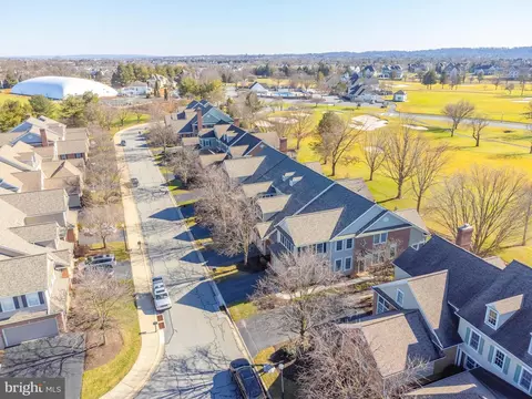 View/Area - 628 Northfield Rd, Lititz, PA 17543 photo 2 of 7