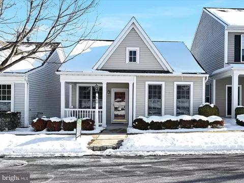 560 Old Post Ln, Strasburg, PA 17579