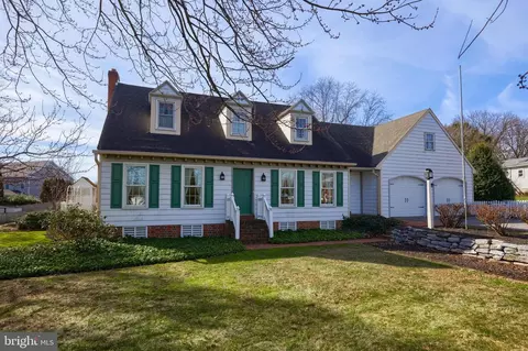 2016 Silver Ln, Willow Street, PA 17584
