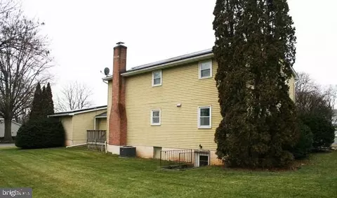 12 Pinewood Ave, Lititz, PA 17543 photo 9