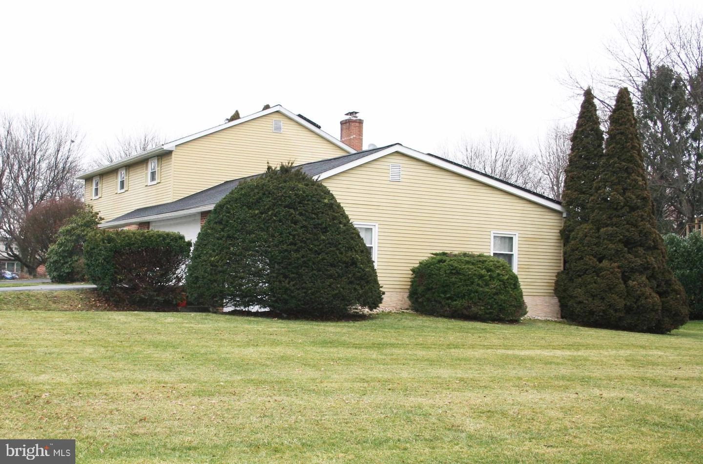 12 Pinewood Ave, Lititz, PA 17543 photo 7