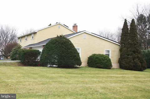 12 Pinewood Ave, Lititz, PA 17543 photo 7