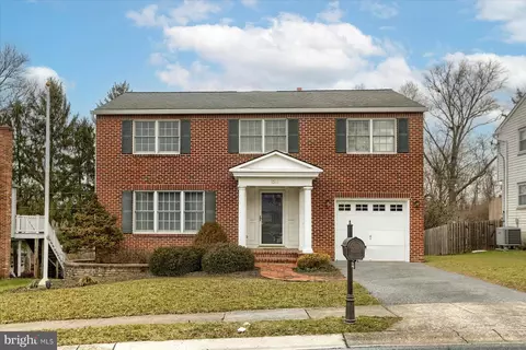 1533 Robert Rd, Lancaster, PA 17601